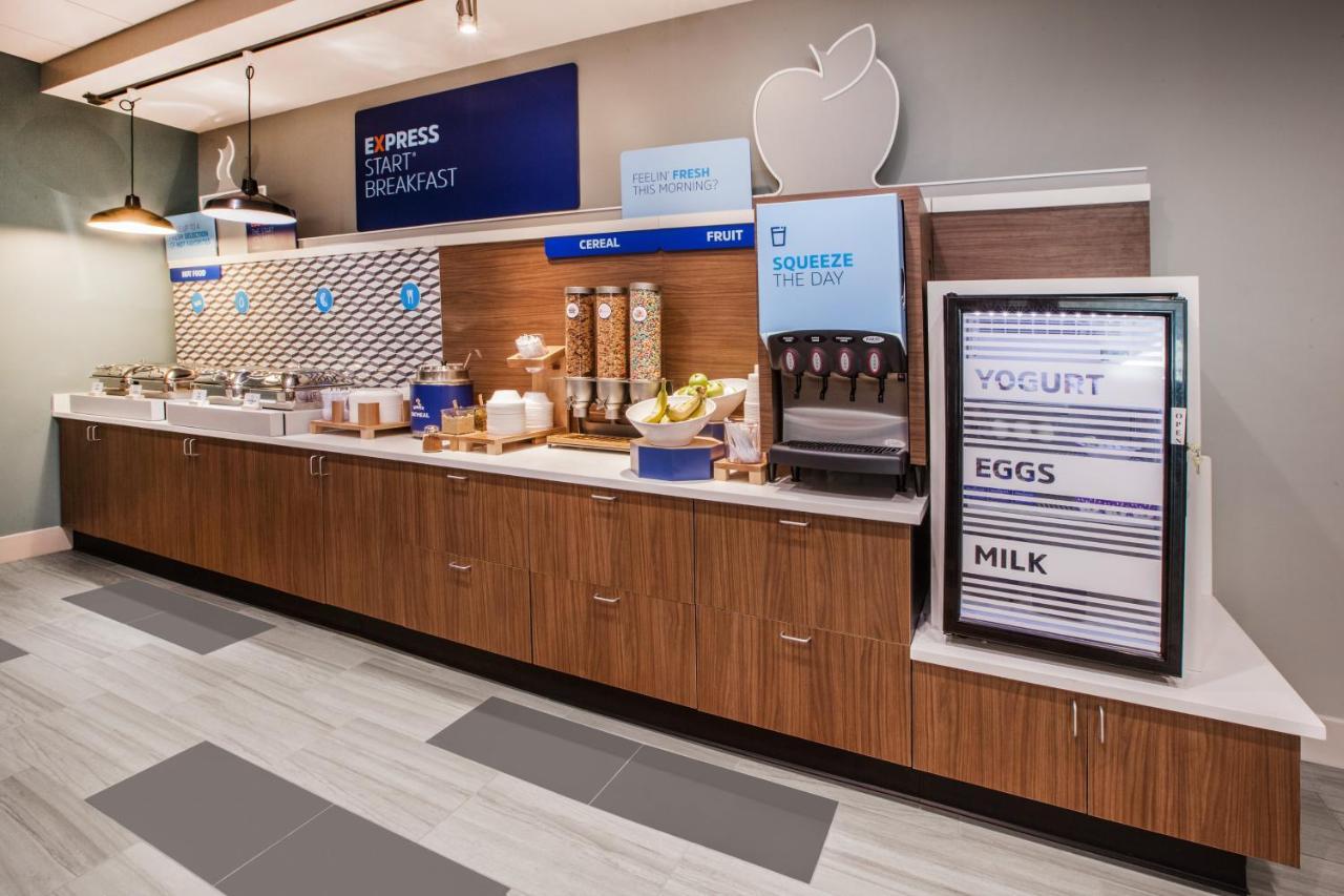 Holiday Inn Express - Dallas Downtown By Ihg Exterior foto