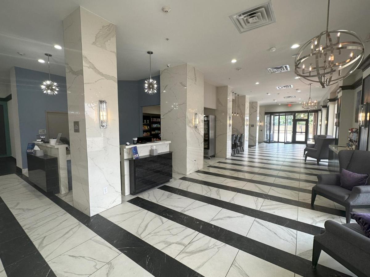 Holiday Inn Express - Dallas Downtown By Ihg Exterior foto