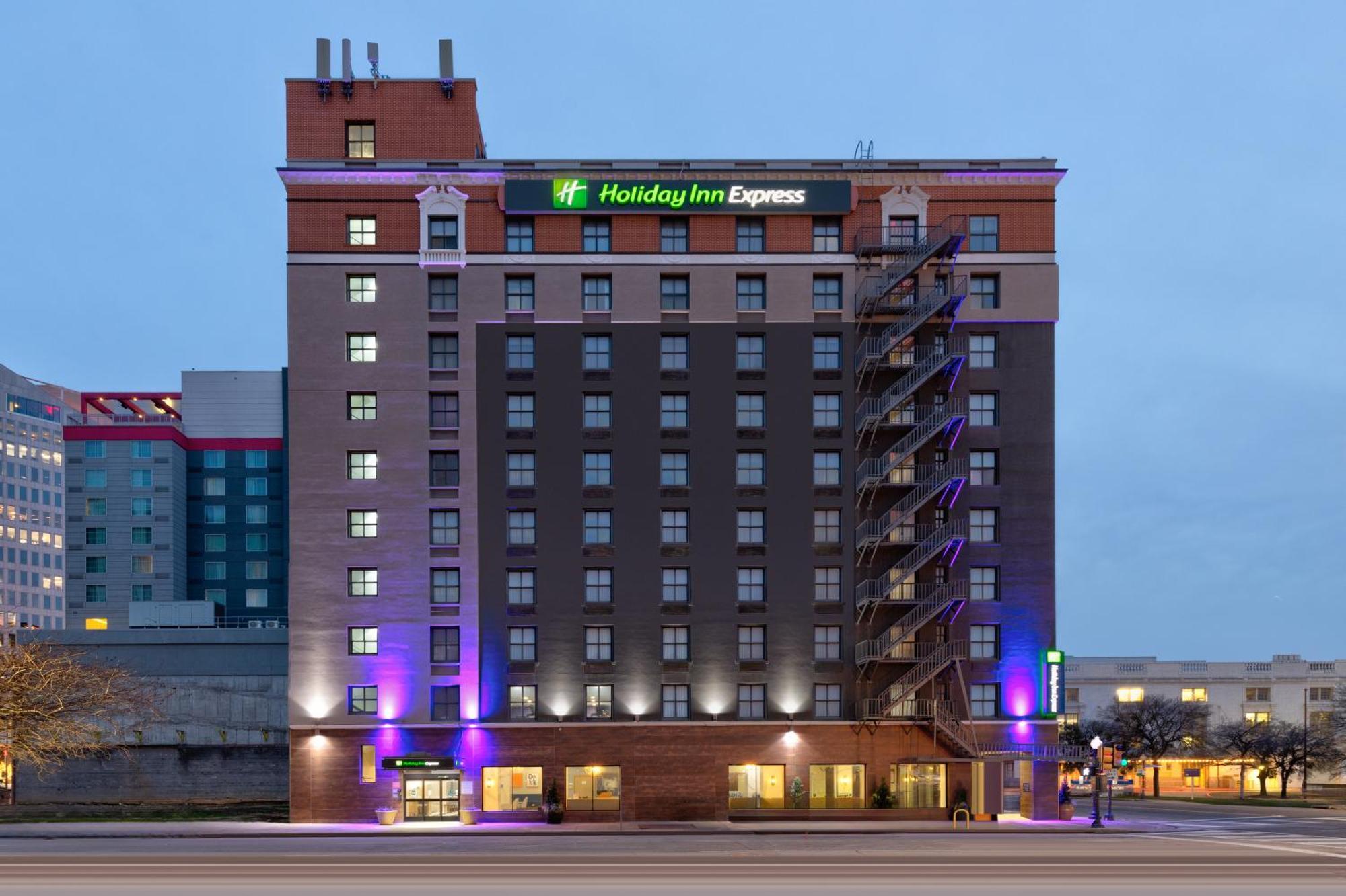 Holiday Inn Express - Dallas Downtown By Ihg Exterior foto